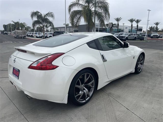 2016 Nissan 370Z Sport