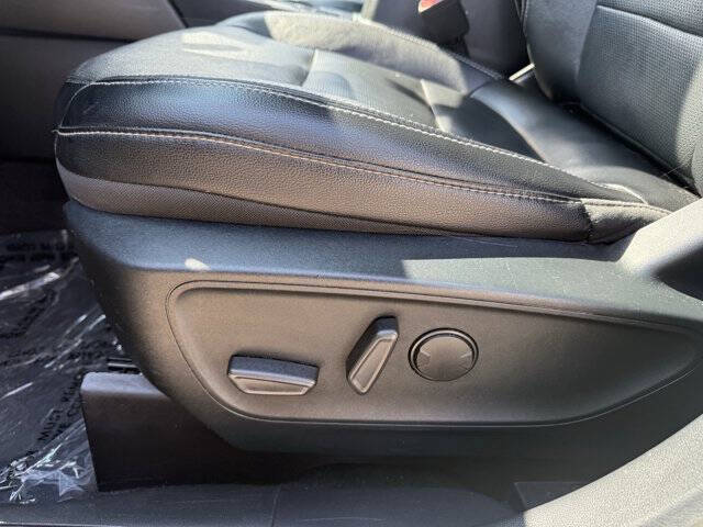 2020 Ford Escape Hybrid Titanium