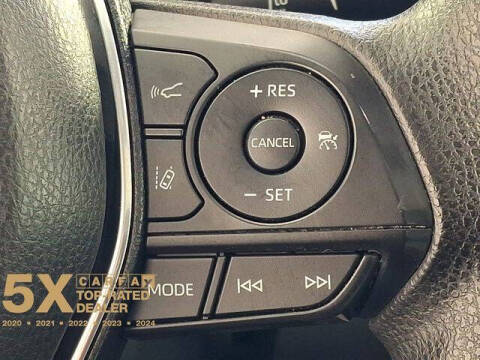 2019 Toyota Camry Hybrid LE