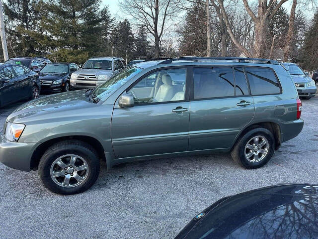 2005 Toyota Highlander for sale at Sams Auto Repair & Sales LLC in Harrisburg, PA