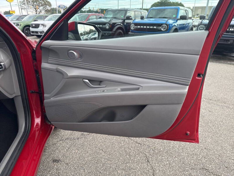 2023 Hyundai Elantra