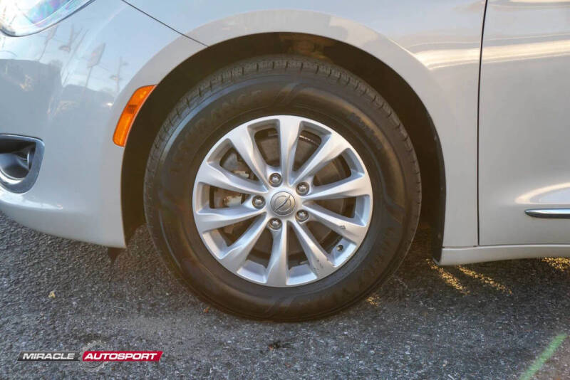 2017 Chrysler Pacifica