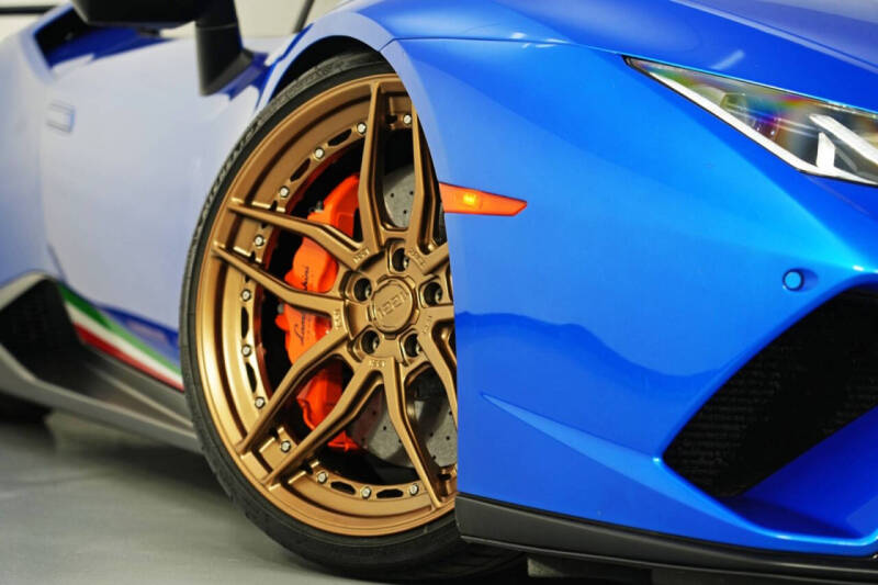 2018 Lamborghini Huracan LP 640-4 Performante