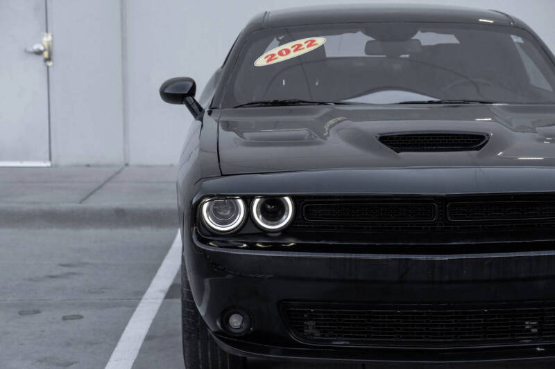 2022 Dodge Challenger SXT