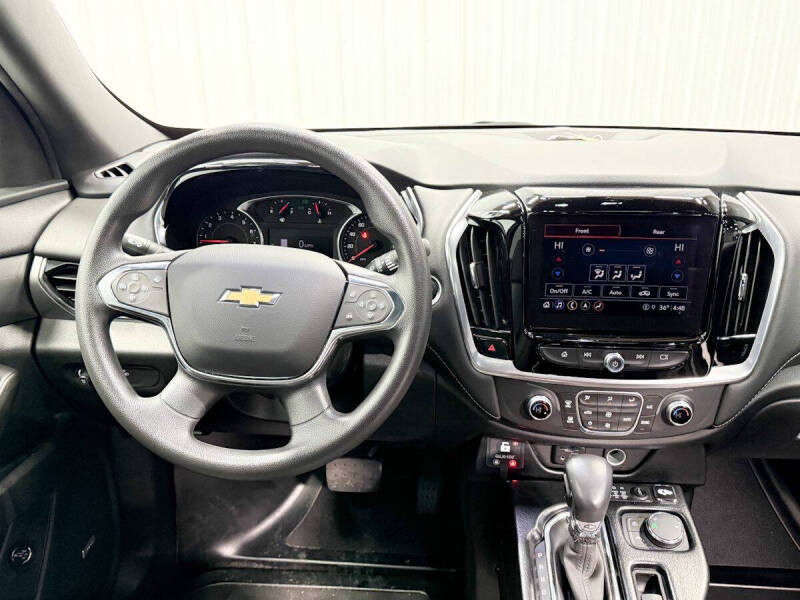 2022 Chevrolet Traverse LT Leather
