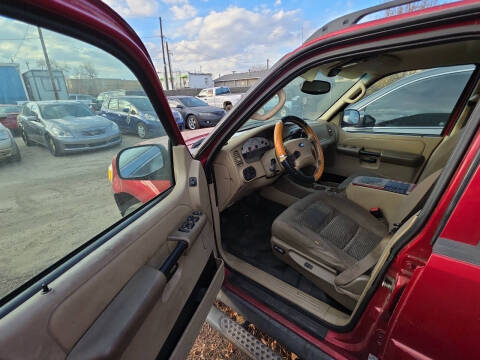 2004 Ford Explorer Sport Trac Adrenalin