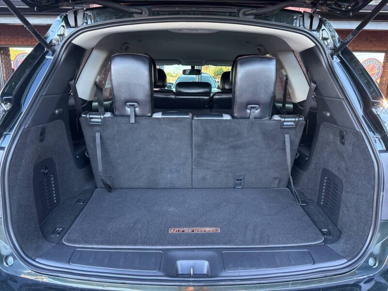 2019 Nissan Pathfinder SV