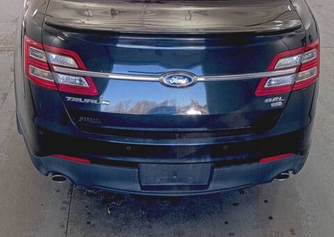 2015 Ford Taurus SEL