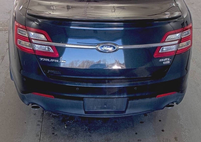 2015 Ford Taurus SEL