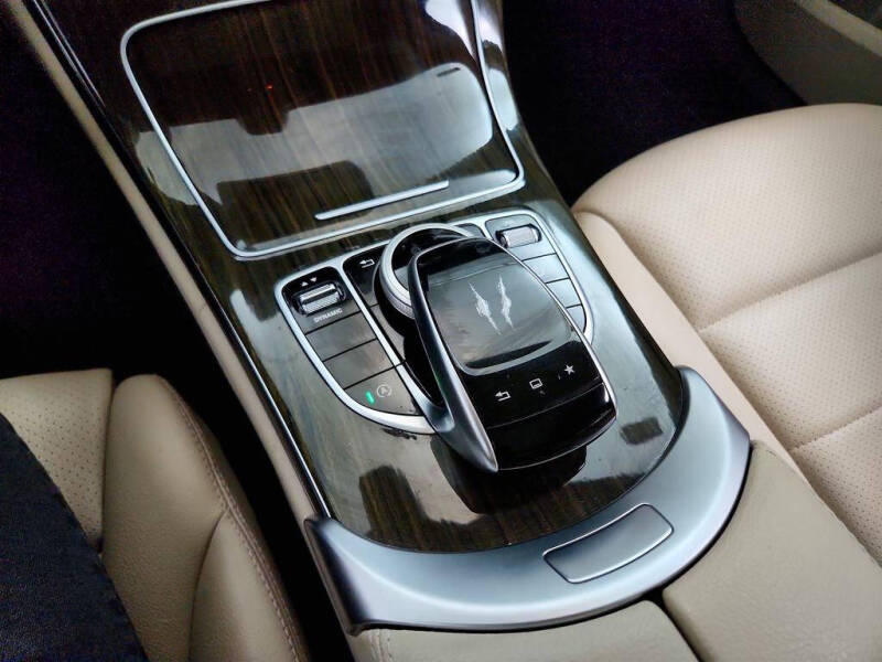2016 Mercedes-Benz C-Class
