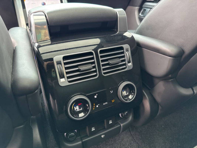 2020 Land Rover Range Rover P525 HSE