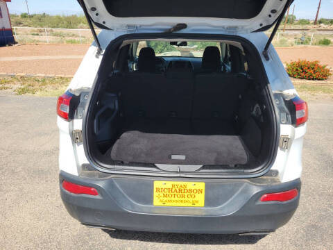 2015 Jeep Cherokee Altitude