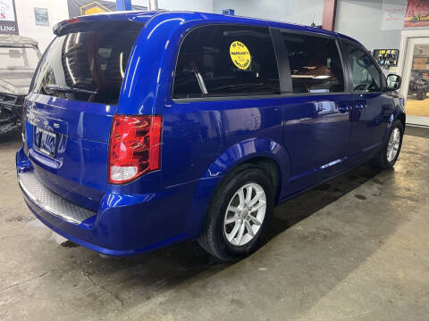 2020 Dodge Grand Caravan SE