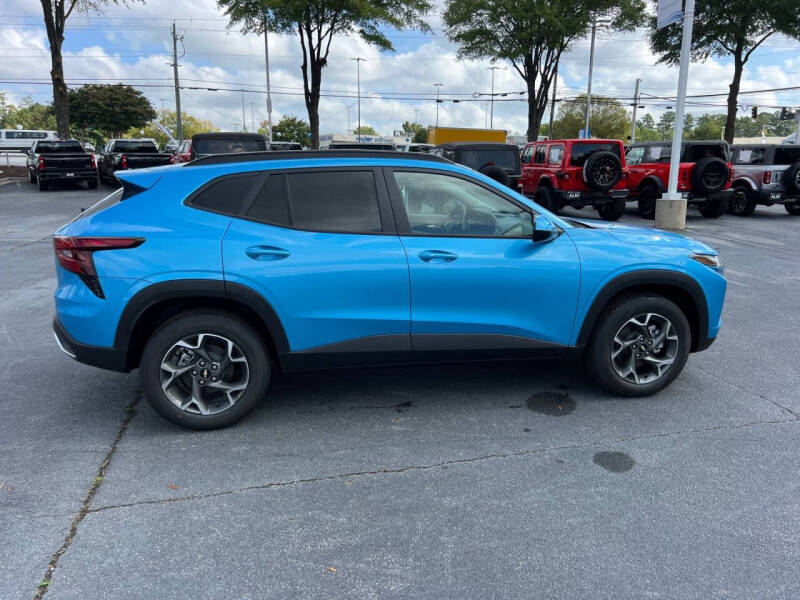 2025 Chevrolet Trax LT