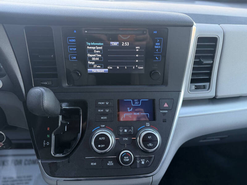 2016 Toyota Sienna L 7-Passenger