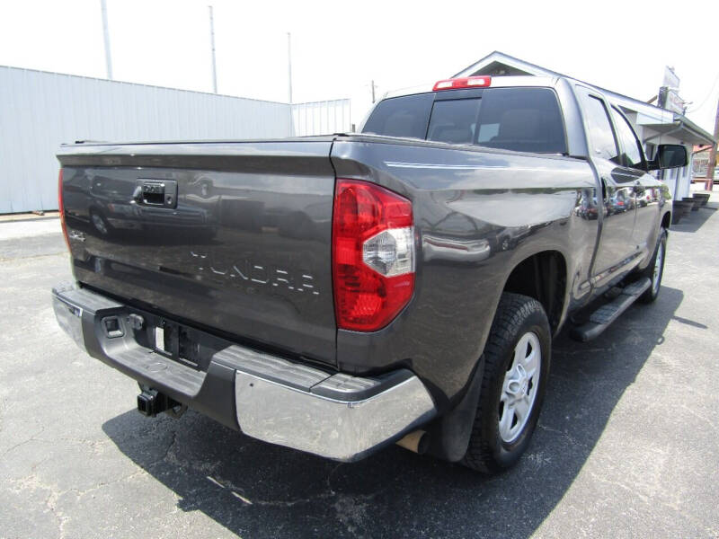 2014 Toyota Tundra SR5 photo 5