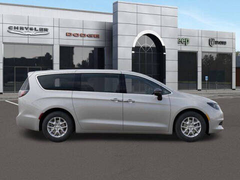 2026 Chrysler Voyager LX