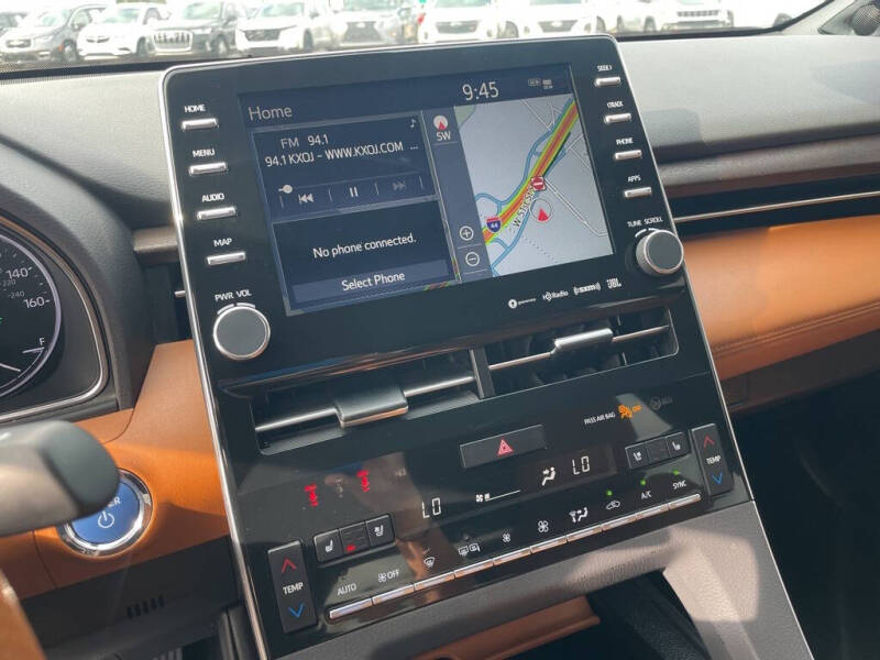 2022 Toyota Avalon Hybrid Limited