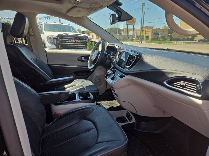 2020 Chrysler Pacifica Limited