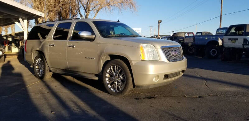 2011 GMC Yukon XL SLT