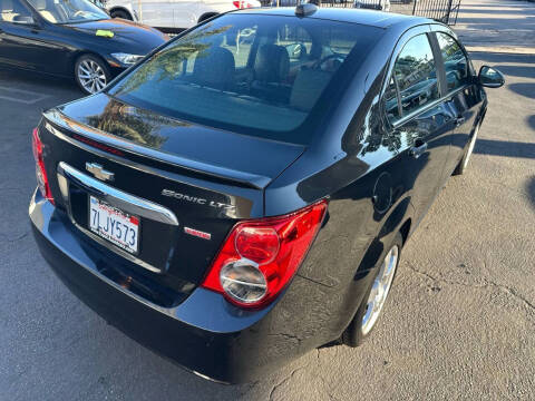 2015 Chevrolet Sonic LTZ Auto