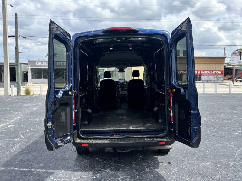 2020 Ford Transit 250