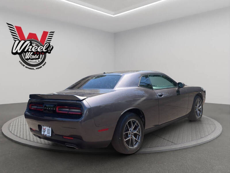 2020 Dodge Challenger SXT