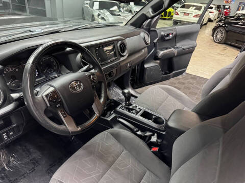 2018 Toyota Tacoma TRD Sport