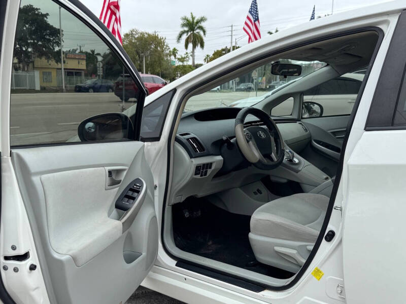 2012 Toyota Prius One