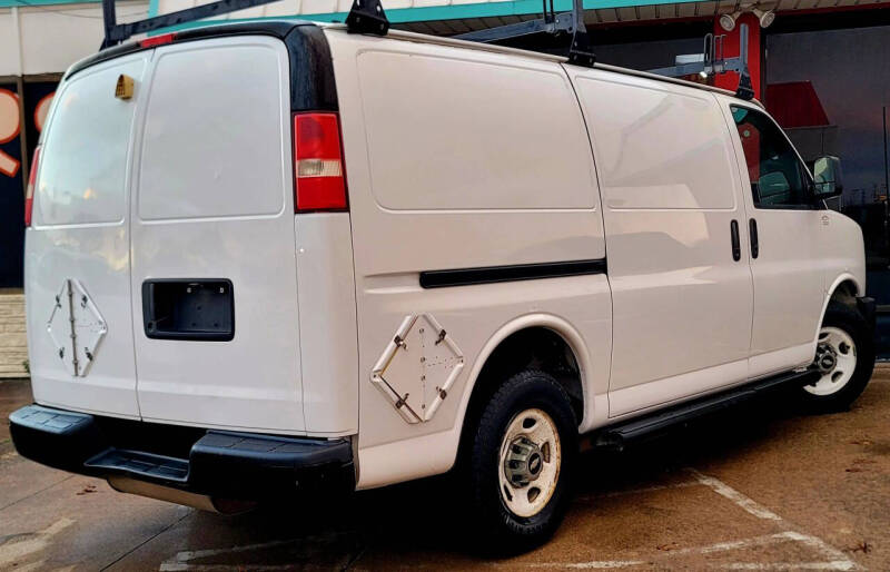 2014 Chevrolet Express 2500