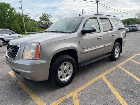 2007 GMC Yukon for sale at Lakeshore Auto Wholesalers in Amherst OH