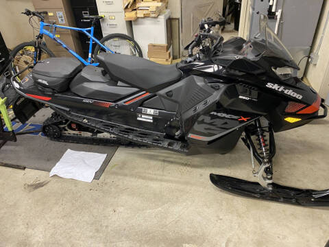 2017 Ski-Doo MXZ X 850 E-Tec