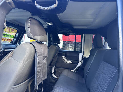 2012 Jeep Wrangler Unlimited Sahara