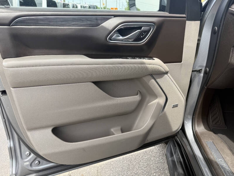 2021 GMC Yukon SLT
