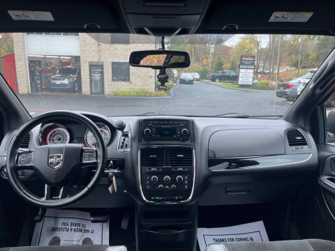 2015 Dodge Grand Caravan SE