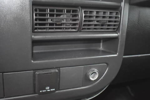 2017 GMC Savana 2500