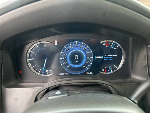 2018 Cadillac Escalade Luxury