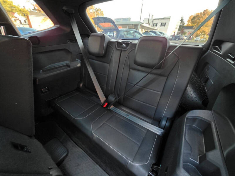 2021 Volkswagen Tiguan SE R-Line Black