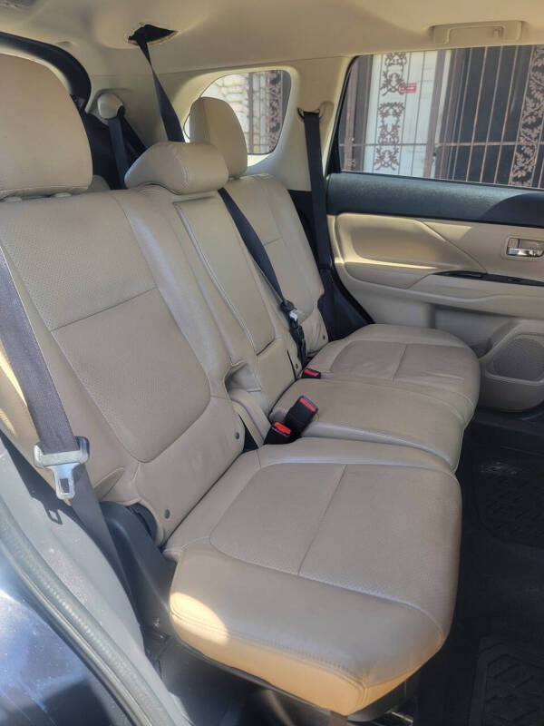2016 Mitsubishi Outlander SEL