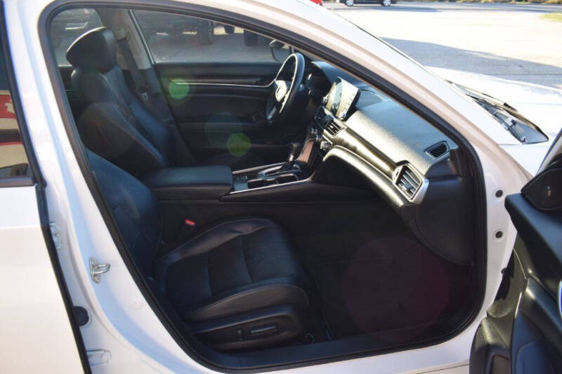 2018 Honda Accord EX-L w/Navi