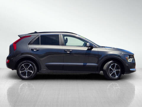 2025 Kia Niro EX