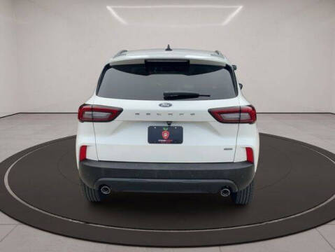 2025 Ford Escape Hybrid ST-Line