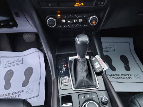 2018 Mazda MAZDA3 Touring