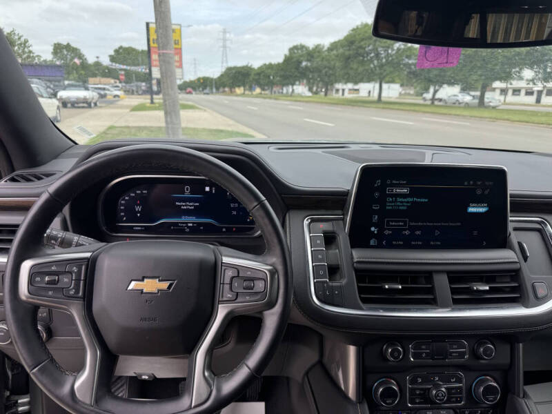 2023 Chevrolet Suburban Premier