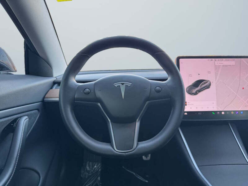 2019 Tesla Model 3 Mid Range