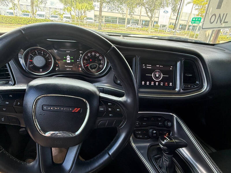 2018 Dodge Challenger SXT