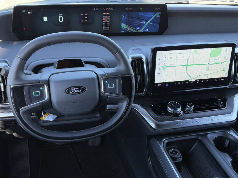 2025 Ford Expedition MAX Platinum