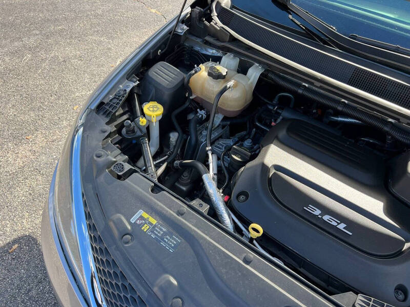 2017 Chrysler Pacifica Touring-L