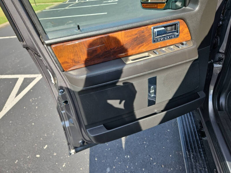 2014 Lincoln Navigator