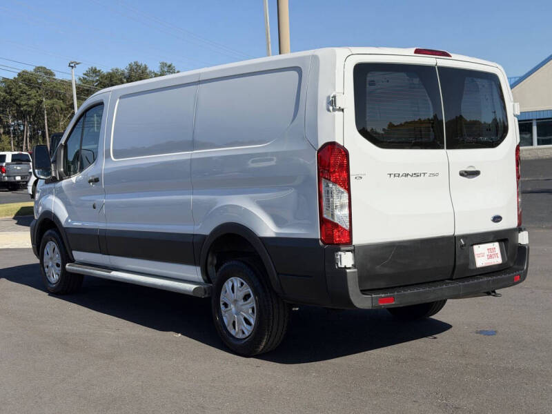 2024 Ford Transit